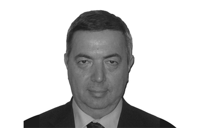 Prof. Dr. Üner Çolak